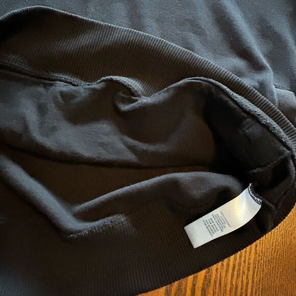 Calvin Klein Men’s 1/4 zip button pullover black sweater Medium EUC - Picture 13 of 15